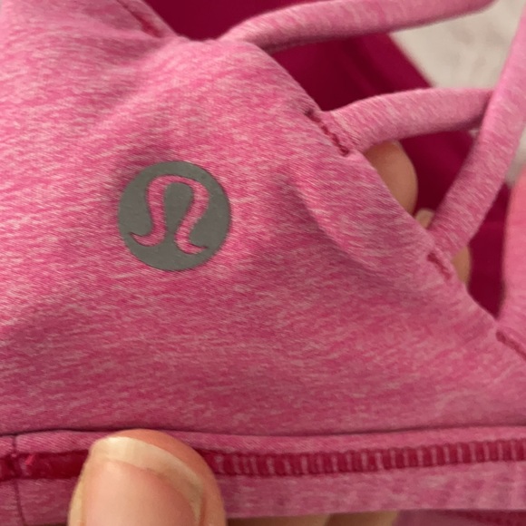 Lululemon free to be Wild bra size 8 - Picture 3 of 4